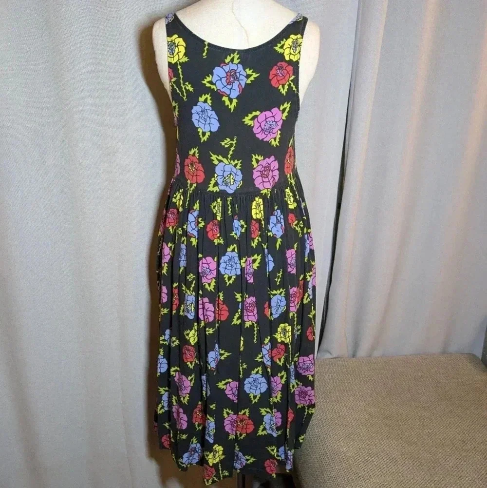 Nooworks Naomi Dress  Roses Black Midi Printed Sleeveless XS